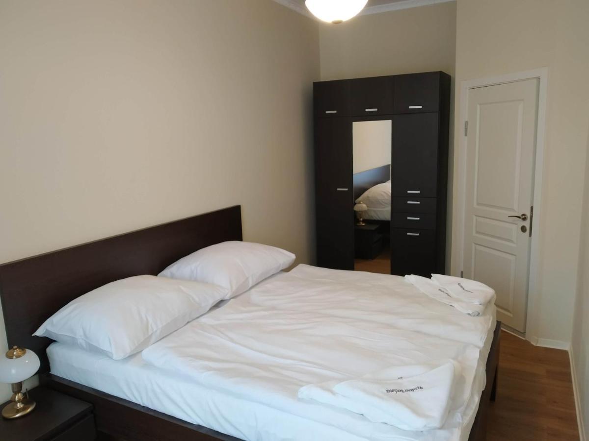Rezidence Beethoven Apartment การ์โลวีวารี ภายนอก รูปภาพ